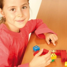 Jeu de construction manetico
