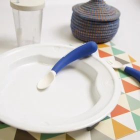 Assiette anti-dérapante