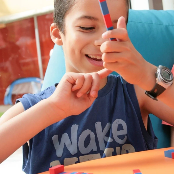 Barres rouges et bleues Montessori
