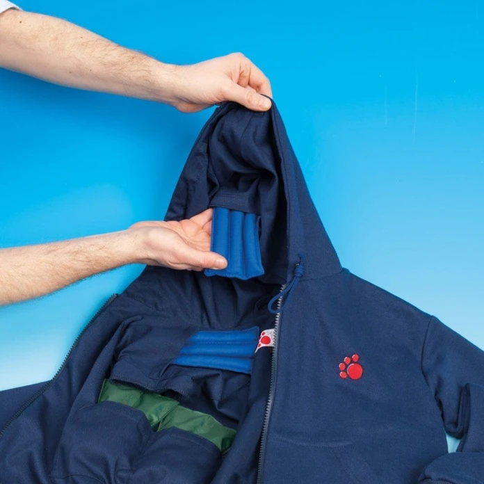 Le sweat à capuche lesté
