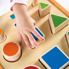 Encastrement educatif-tri et classement