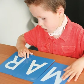 Lettres rugueuses montessori