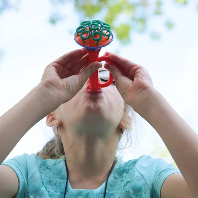 Multi trompette à bulles