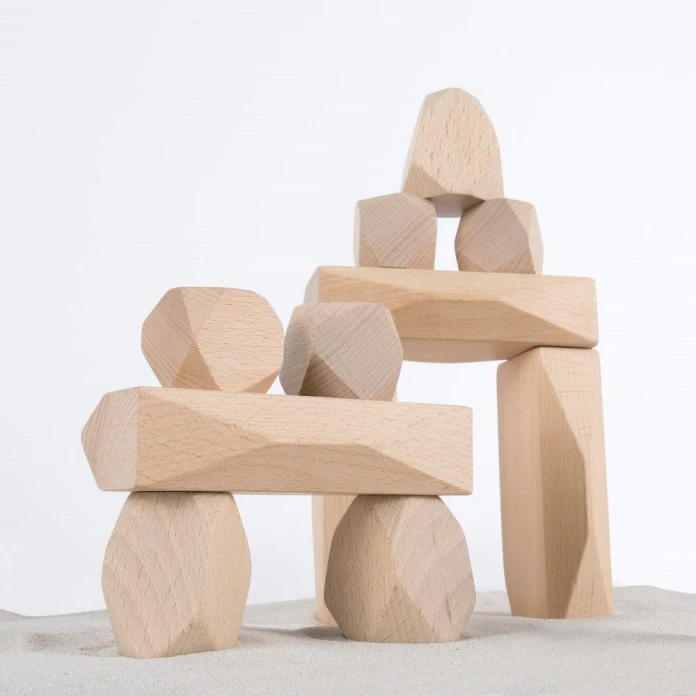 Rochers de construction en bois