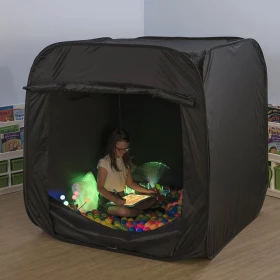 Pop-up espace sensoriel noir
