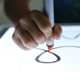 La table lumineuse Tickit
