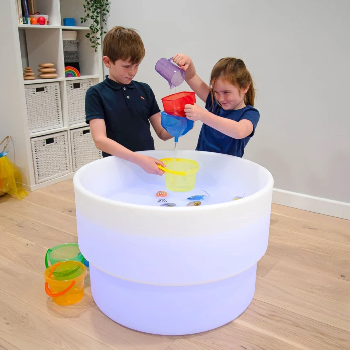 Table à eau sensorielle
