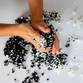 Playfoam Pluffle Twist - Noir et blanc