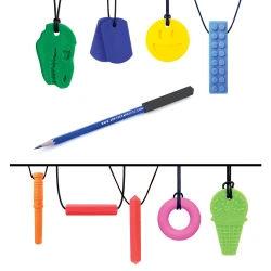 Lot bijoux à mordiller