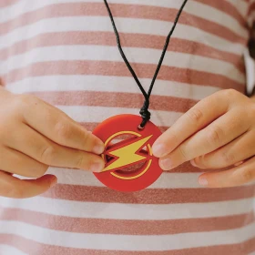 Pendentif à mâcher éclair rouge
