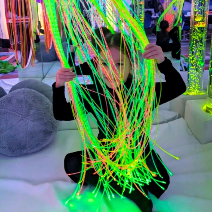 150 fils de fibres optiques colorés – 1,5 m