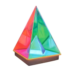 Lampe prismatique 3D – Pyramide