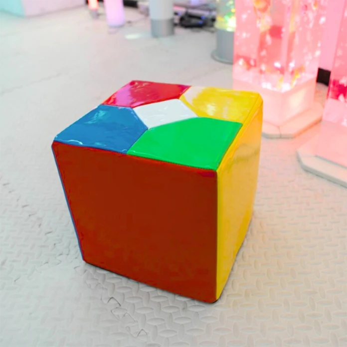 Cube télécommande interactif