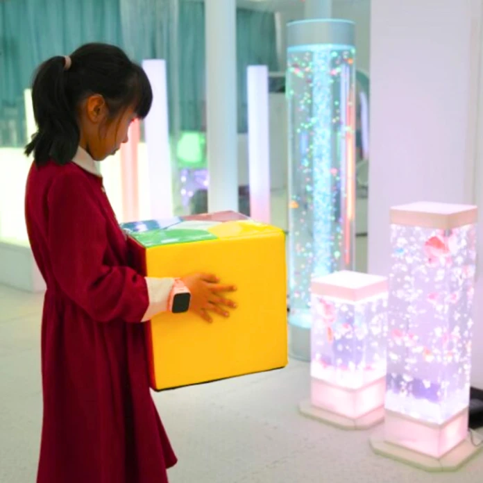 Cube télécommande interactif