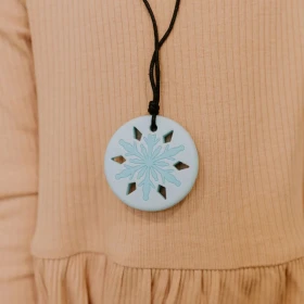 Collier flocon de neige - blanc