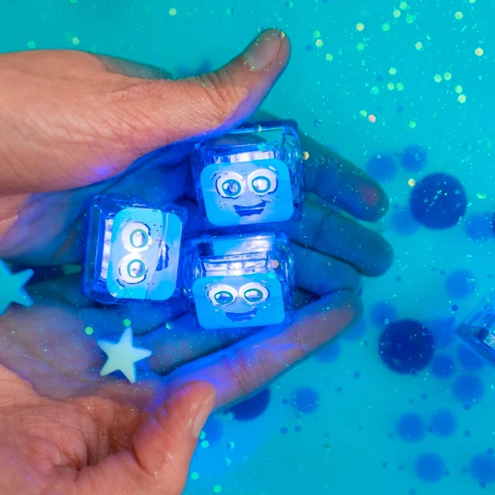 Glow pals - 4 cubes lumineux Blair bleu