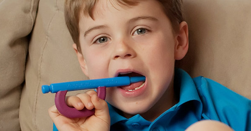 Comment gérer un réflexe de morsure pendant le brossage des dents ? Comment gérer un réflexe de morsure pendant le brossage des dents ?