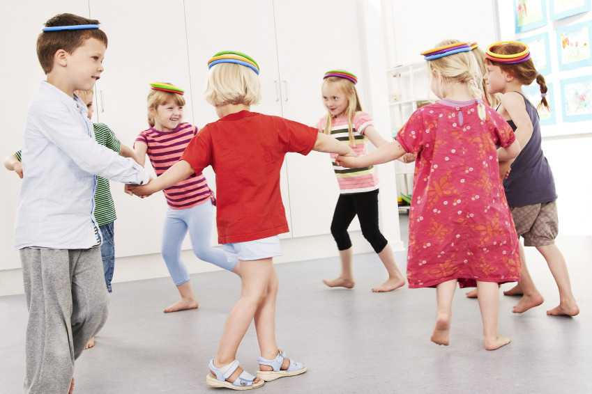 Faire travailler la marche avec les anneaux d’activité Faire travailler la marche avec les anneaux d’activité