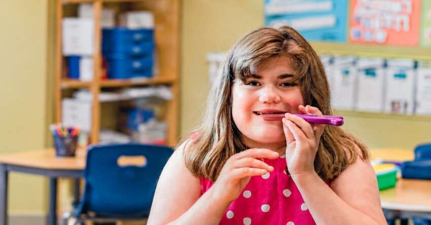 Stress, anxiété et besoins sensoriels : les bénéfices des outils de mastication pour les adultes