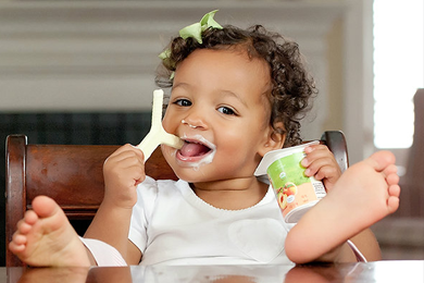 Mon enfant bave beaucoup : quels outils choisir pour l'accompagner ?