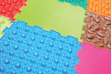 Parcours tactile avec plaques Senso